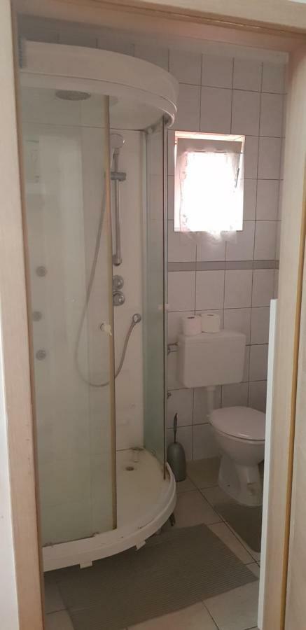 Apartment Fuer Monteure Nr 1 Kassel Eksteriør bilde